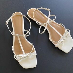 Reformation Maya White Patent Leather Strappy Bow Flats Size 10